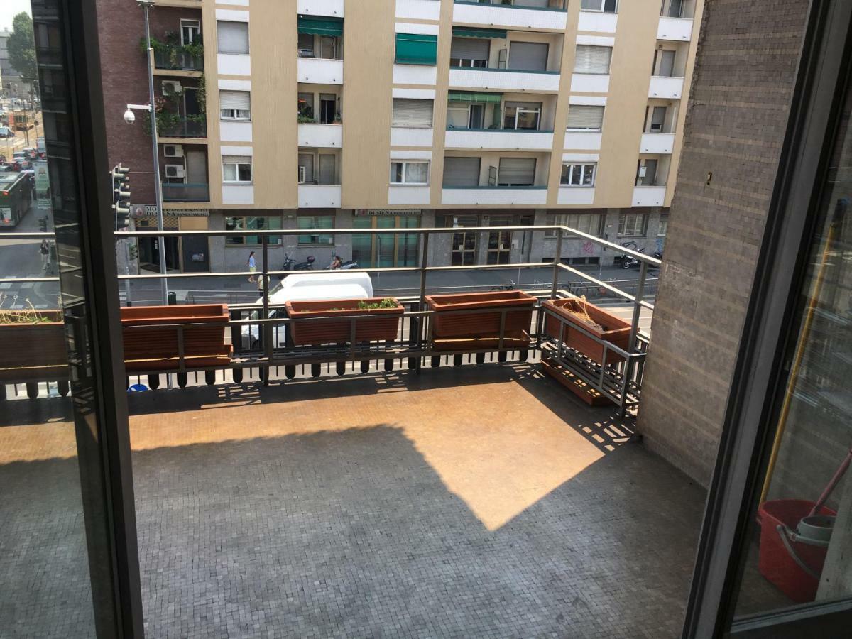 Rio Central M3 Sondrio E Stazione Centrale Milano Exterior foto